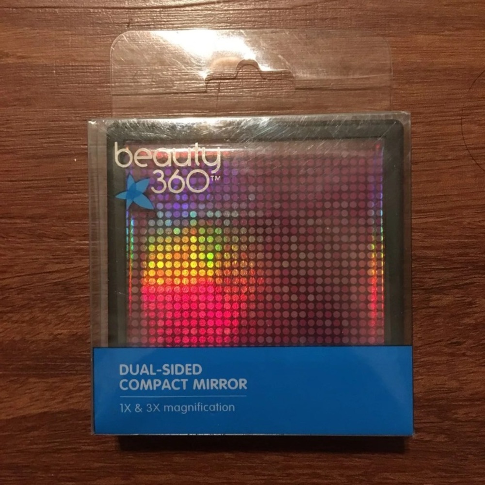 Beauty360 Dual-Sided Compact Mirror